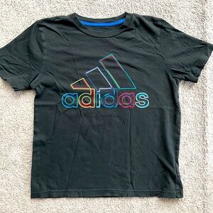 Boys Adidas Cotton T-shirt (Size S/8)